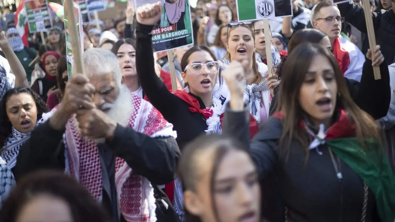 'It's become unbearable': Tens of thousands march around the world in support of Palestinians